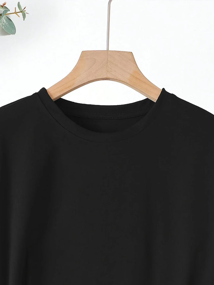 TRACEY – HEART GRAPHIC TEE