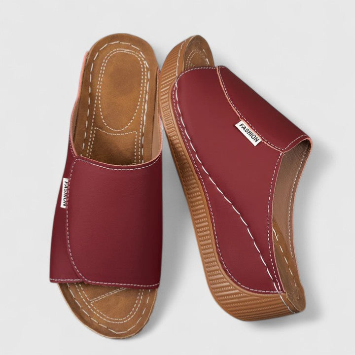 Noemi | Orthopedic Sandals
