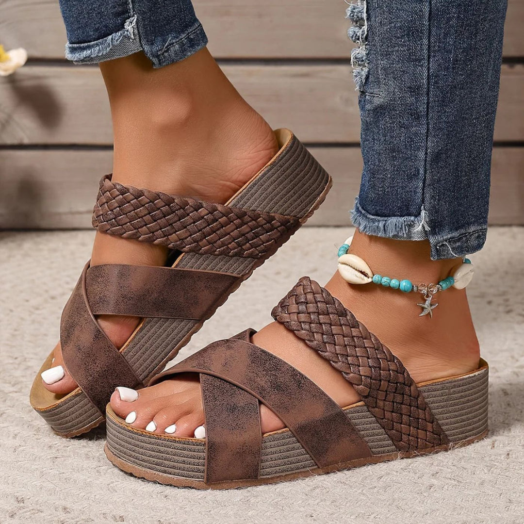 Latanya – Orthopedic Strap Sandals