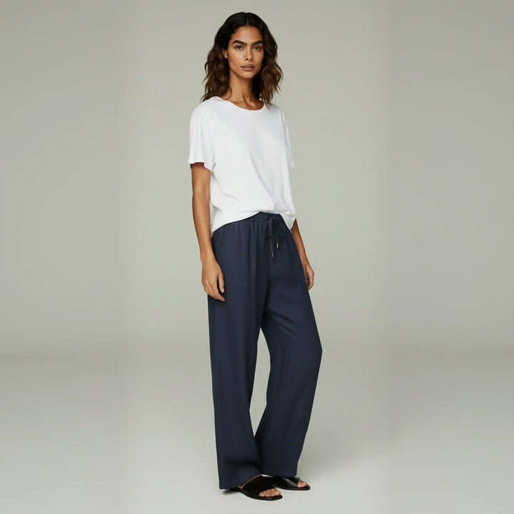 CLARA – RELAXED WIDE-LEG TROUSERS