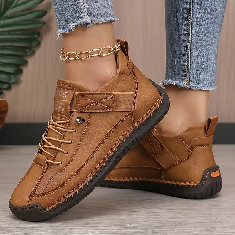 DARLA – ORTHOPEDIC COMFORT TRAINERS