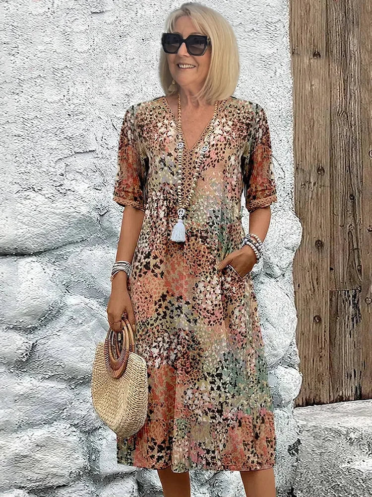 Lina™ | Lightweight Dress with V-Neck