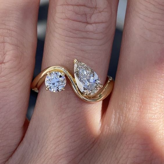 HELENA – GOLD RING